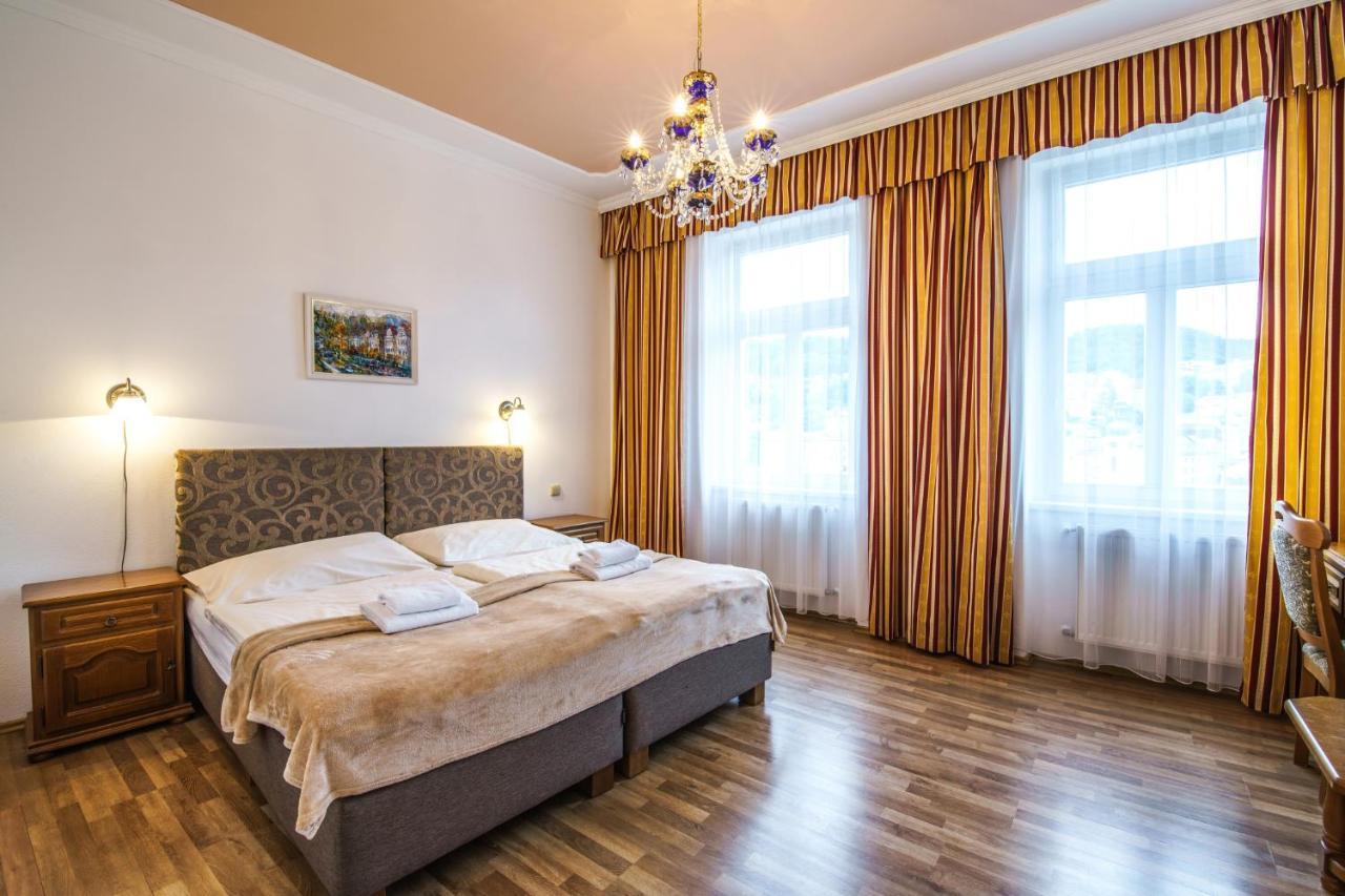 Ld Morava Hotel KLV Exterior foto