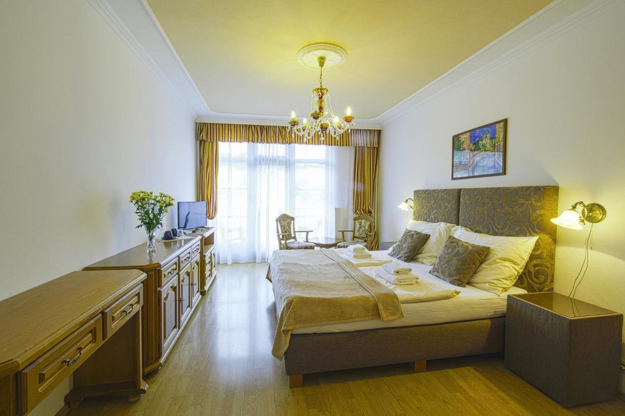 Ld Morava Hotel KLV Exterior foto